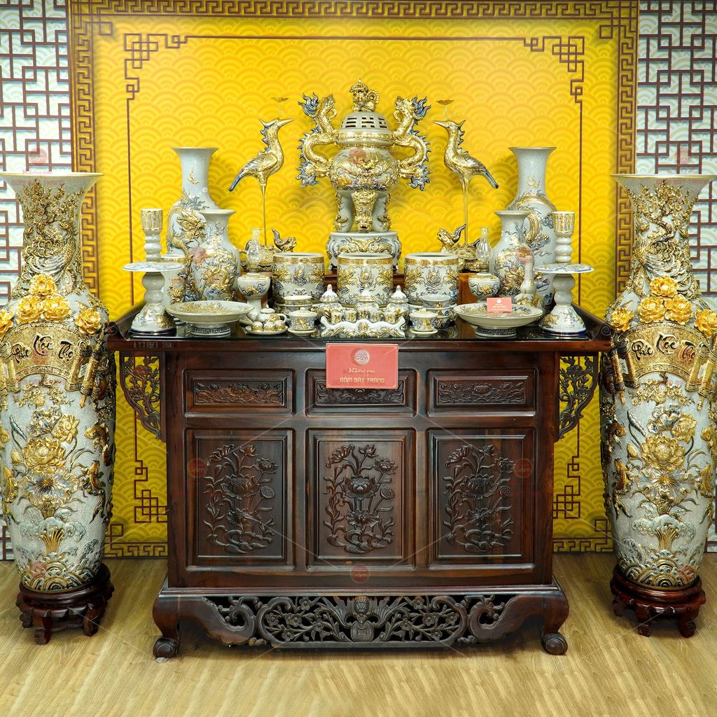 Đỉnh Hương Thờ Men Rạn Vẽ Vàng