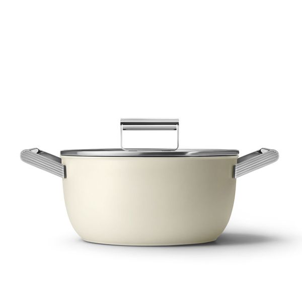 Nồi nấu Smeg CSF2412CRM - Smeg - Nồi nấu (Casserole) là “trợ thủ” lý tưởng cho những món cần ninh lâu, kho lâu. T