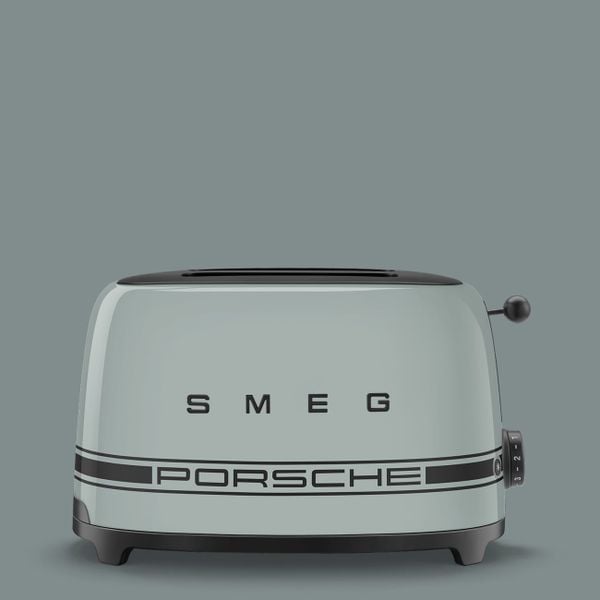 Máy nướng bánh mì Smeg x Porsche | Shade Green - Porsche x Smeg - Chiếc máy nướng bánh Porsche x SMEG là lời gợi nhắc tinh tế đến tinh thần thiết