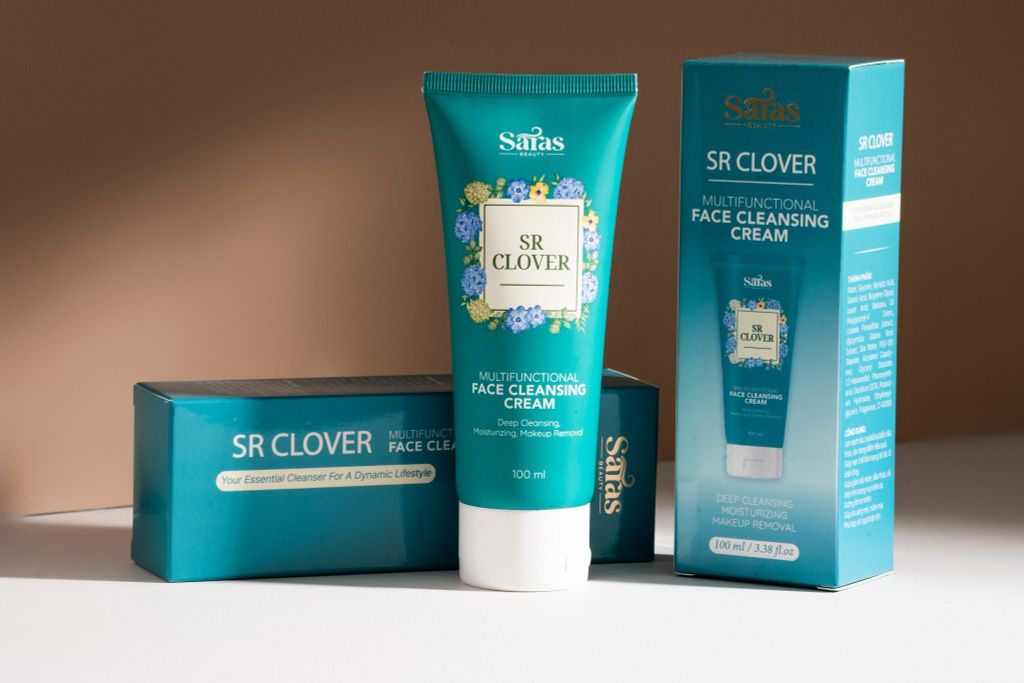 SỮA RỬA MẶT ĐA NĂNG SẠCH SÂU SR CLOVER