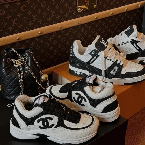  Footwear Authentication 