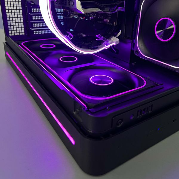 Ryzen7 7800X3D/RTX 3070 8GB/RAM 16GB/NVME 512GB/B650M Force