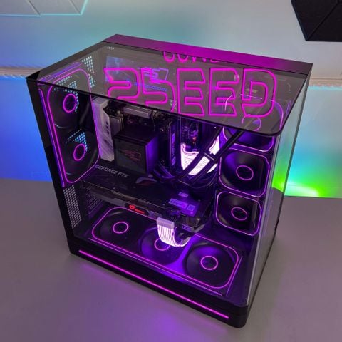 Ryzen7 7800X3D/RTX 3070 8GB/RAM 16GB/NVME 512GB/B650M Force