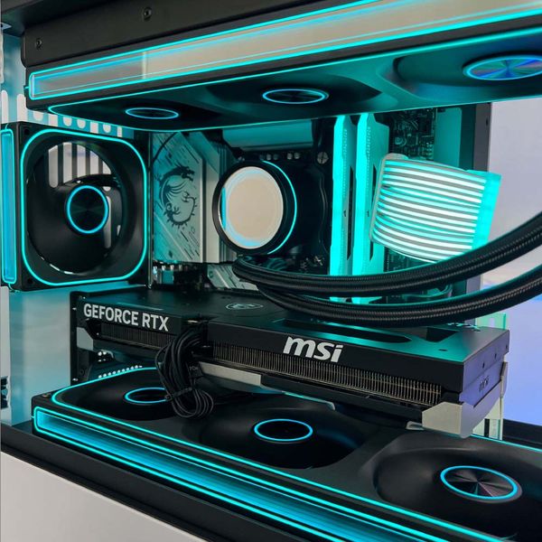 Core i5 14600KF/RTX 5060Ti 16GB 3X/Ram 32GB/NVME 1TB/B760M MSI Gaming Plus