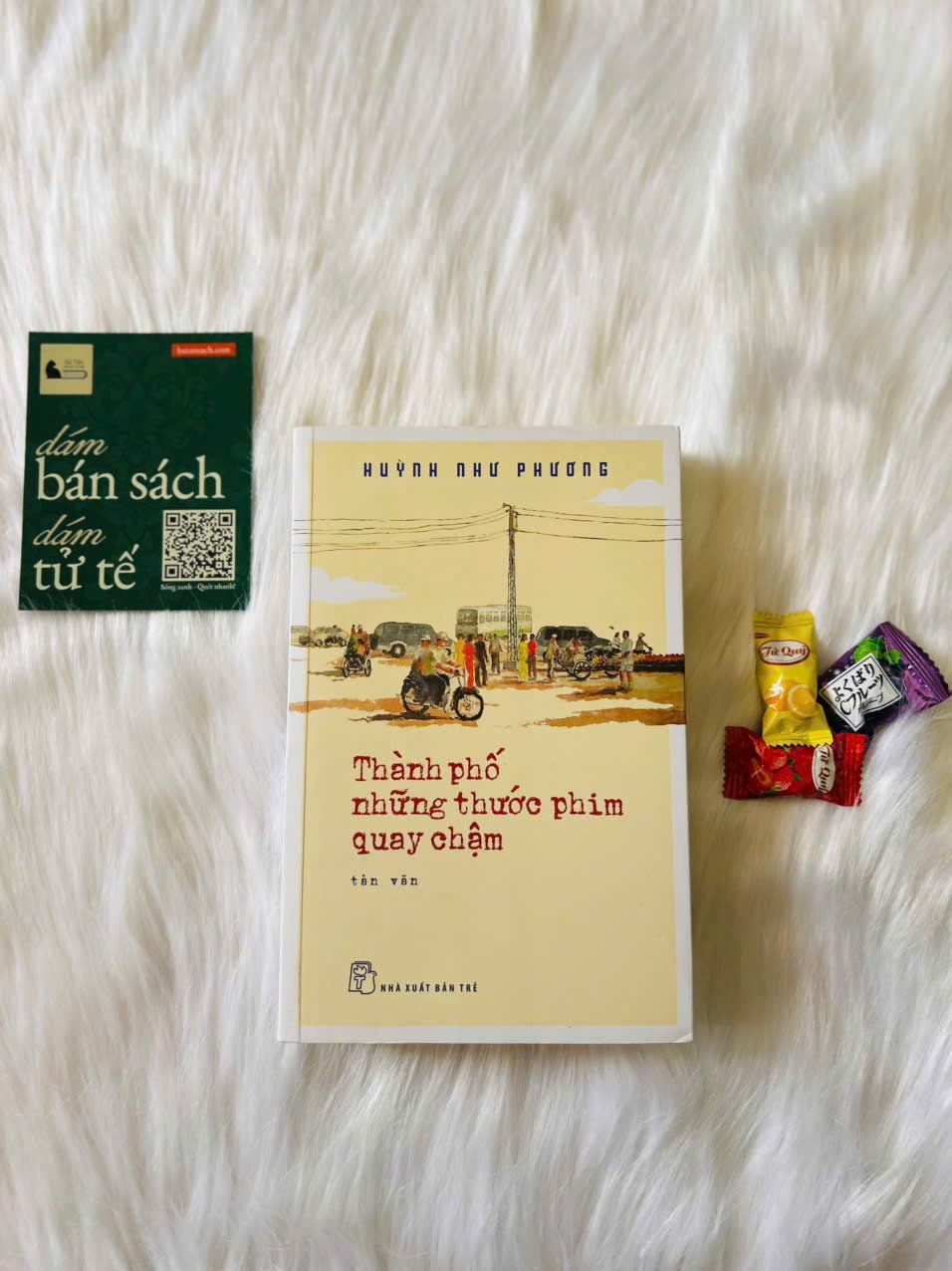  Thành phố những thước phim quay chậm - Huỳnh Như Phương 