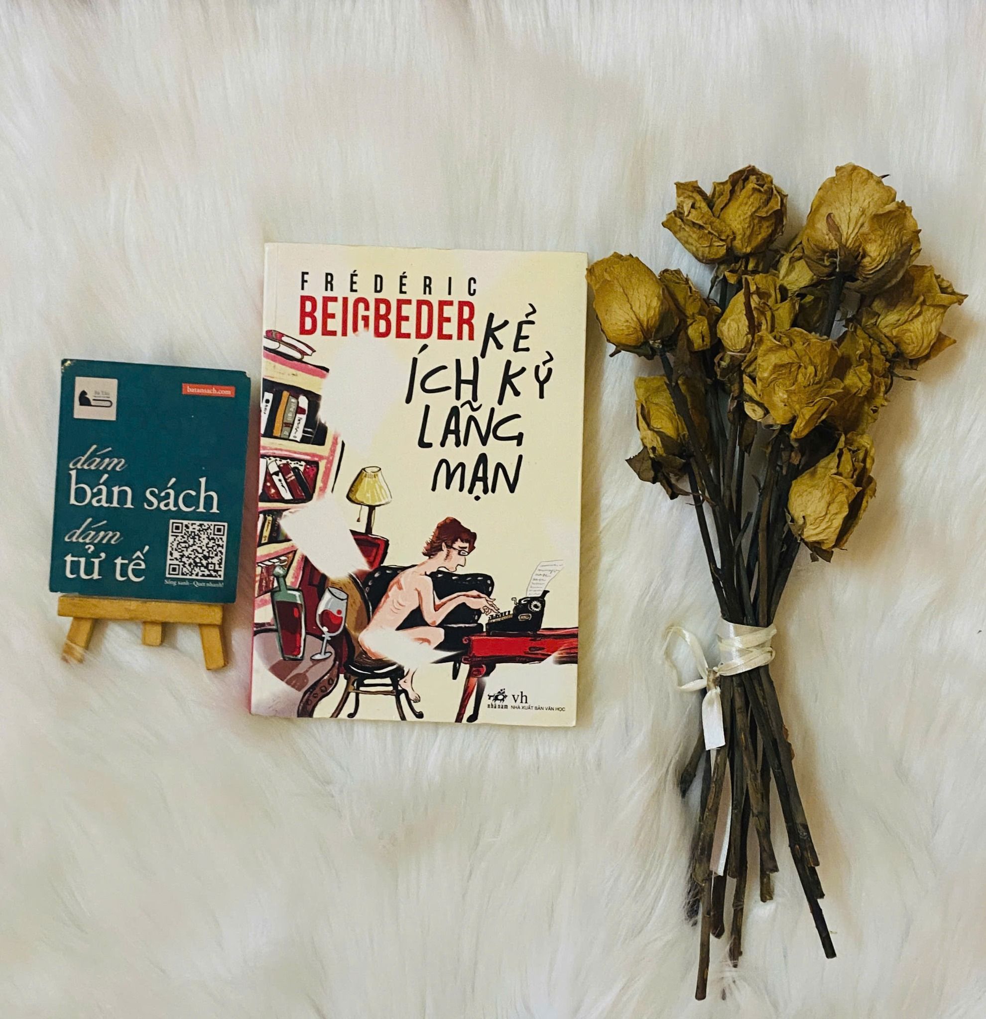  Kẻ ích kỷ lãng mạn - Frédéric Beigbeder 