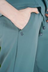 WA09 | ĐỒNG PHỤC WORKWEAR NỮ ÁO LUNA NOTCH TOP & STRAIGHT TECH PANTS