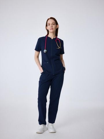 âme copain | Bộ scrub nữ WAT01 + WAP01 - Đồng phục y tế & spa linh hoạt, áo Zip Ease Top & quần Three Pocket Pants, chất liệu 75% Polyester, form relaxed fit, nhiều túi tiện dụng