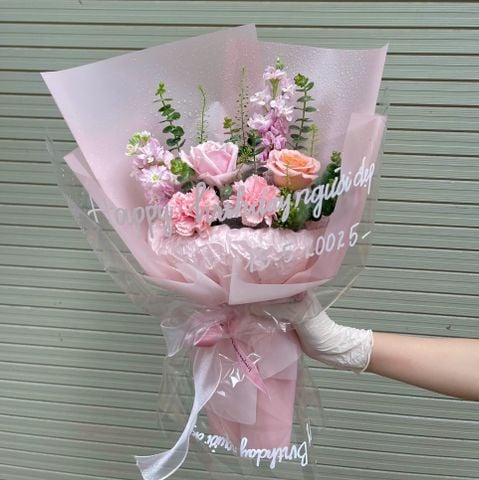  Bó Hoa Nhỏ Xinh Hồng Mới Bọc Kính 