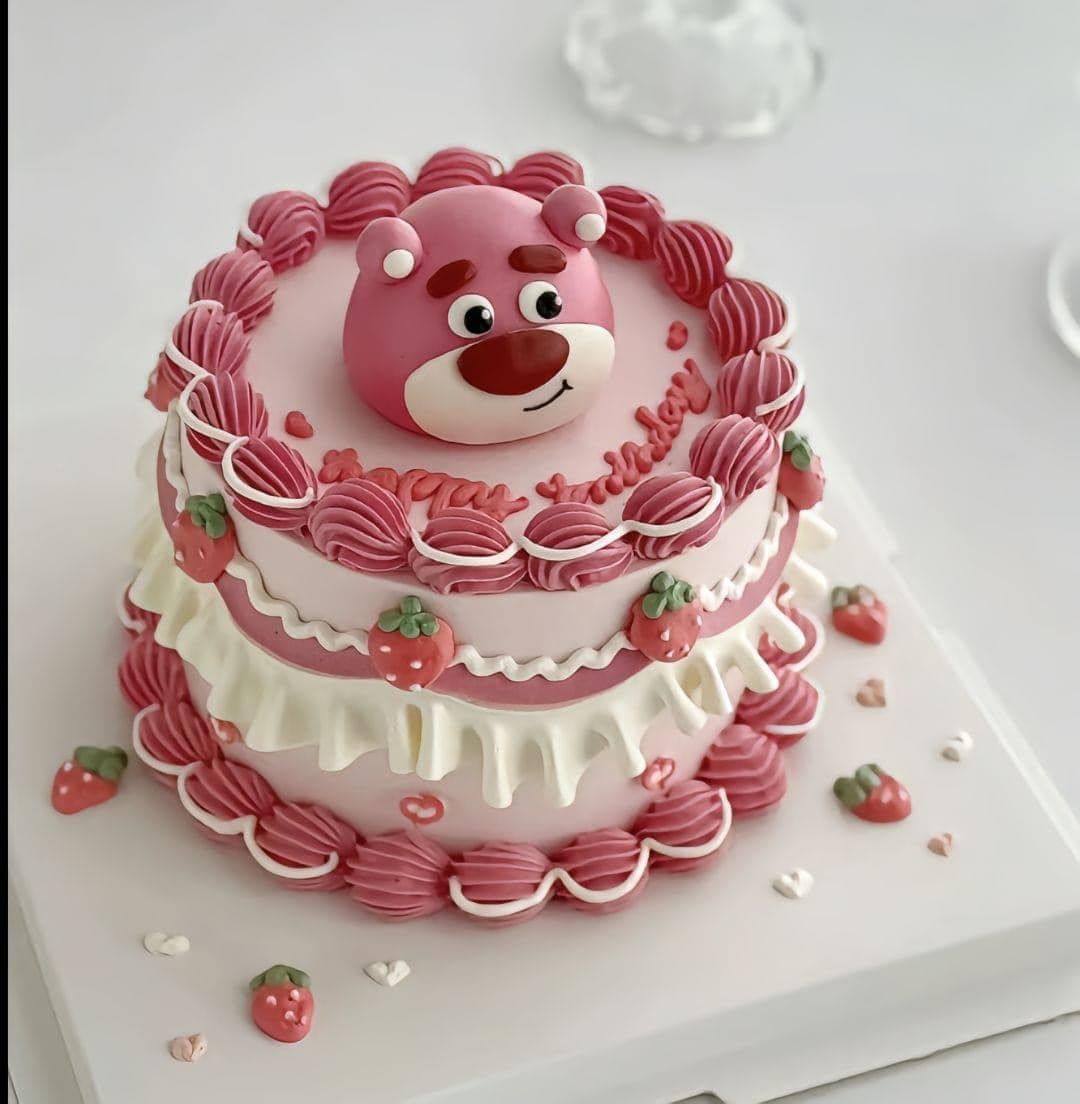  Bánh Sinh Nhật Gấu Dâu cho bé 