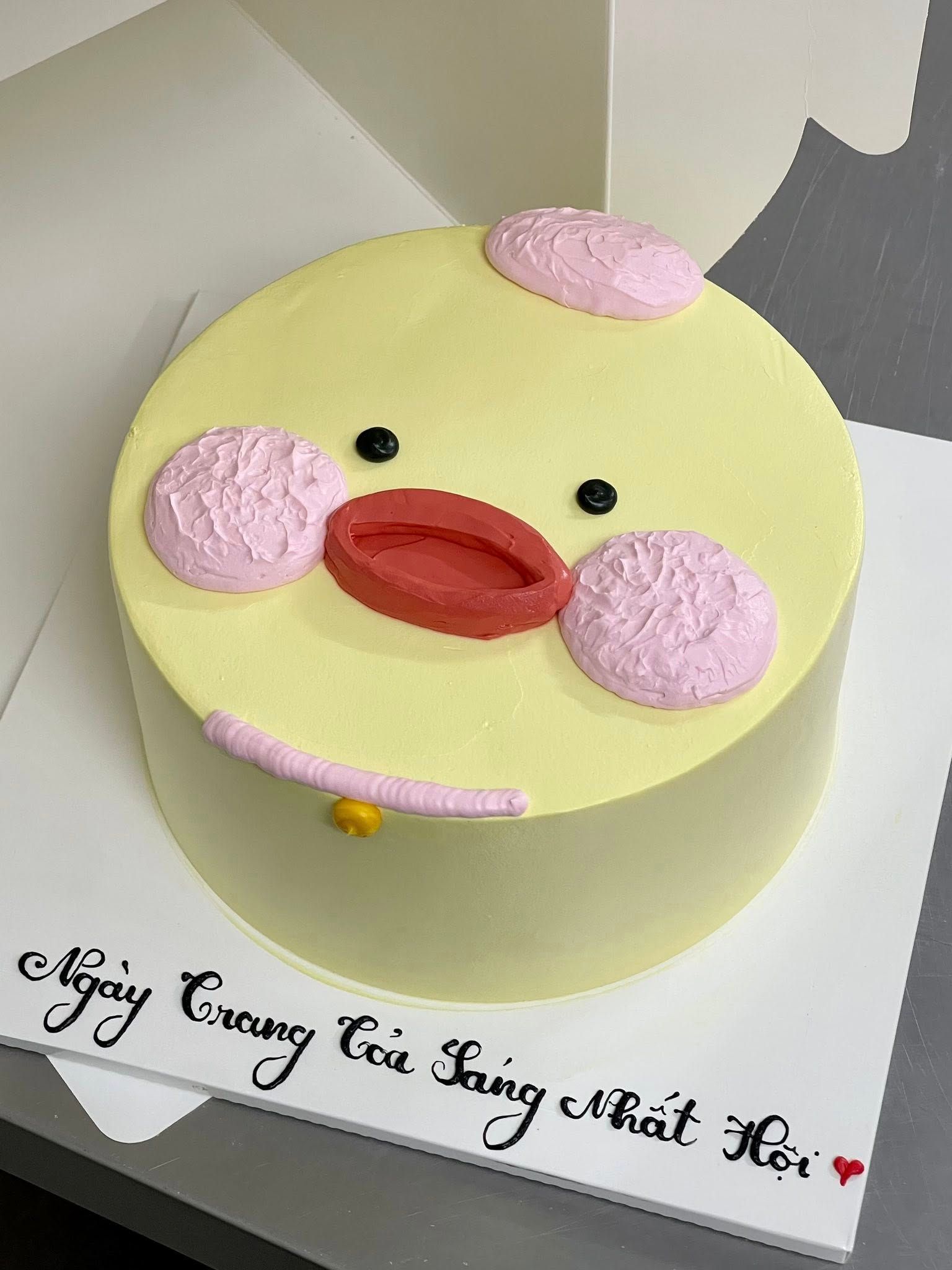  T Bánh Sinh Nhật Chú Vịt Vàng 