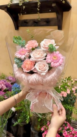  Bó Hoa Nhỏ Xinh Tone Hồng Nhún 