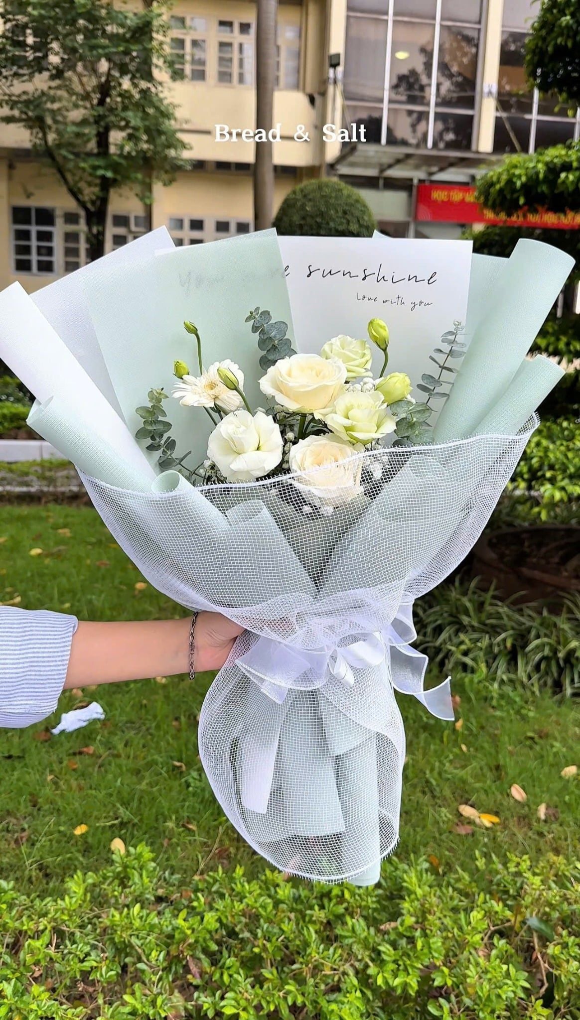  Bó Hoa Nhỏ Xinh Tone Xanh Mint 