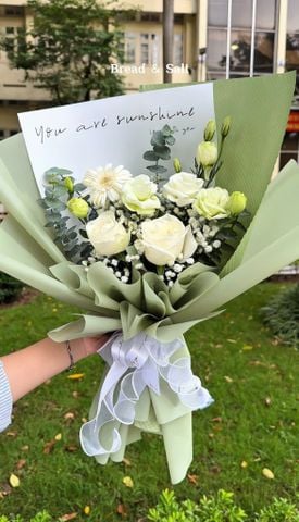  Bó Hoa Nhỏ Xinh Tone Xanh Lá 