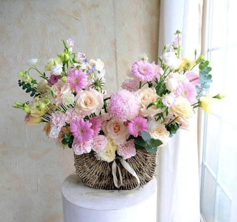  Giỏ Hoa Màu Hồng Xinh Yêu Tặng Bạn Gái 