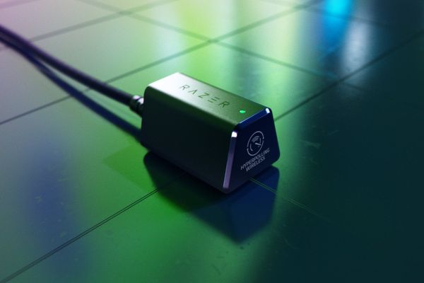 Thiết bị chuyển đổi Razer HyperPolling Wireless Dongle RC30-04410100-R3M1