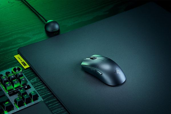 Chuột Razer Viper V4 Pro Black RZ01-05630100-R3A1