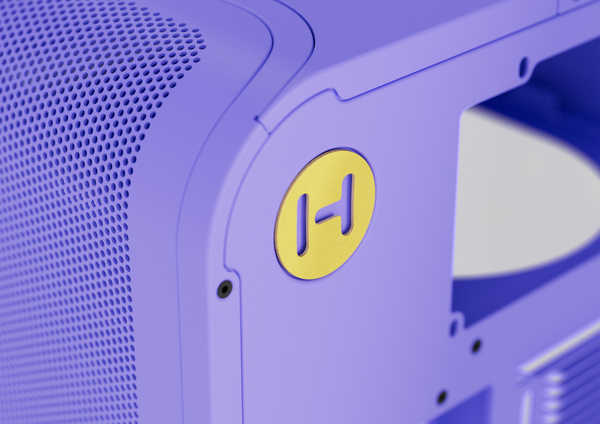 Case HYTE X50 Tempered Glass E-ATX (Taro Milk)