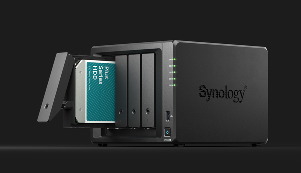 Ổ cứng 4TB 3.5” Synology Plus Series HDD SATA HAT3300-4T