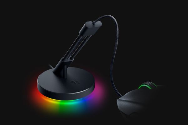 Đế giữ dây chuột Razer Mouse Bungee V3 Chroma RC21-01520100-R3M1