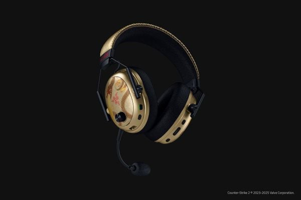 Tai nghe không dây Razer BlackShark V3 Pro - Counter-Strike 2 Edition RZ04-05400800-R3M1