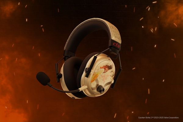 Tai nghe không dây Razer BlackShark V3 Pro - Counter-Strike 2 Edition RZ04-05400800-R3M1