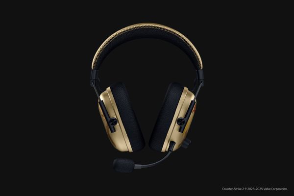 Tai nghe không dây Razer BlackShark V3 Pro - Counter-Strike 2 Edition RZ04-05400800-R3M1