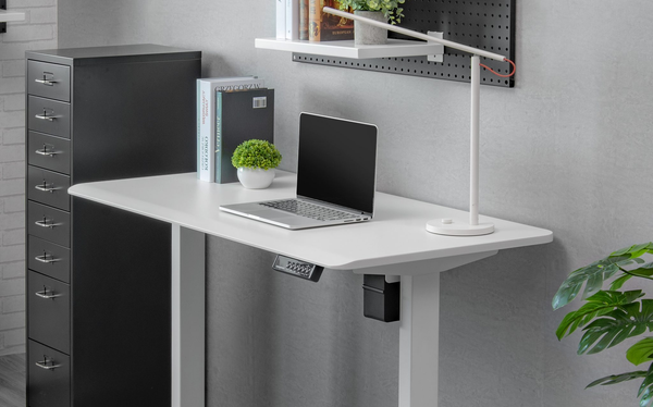 Bàn nâng hạ Cougar Royal Mossa 150 Electric Standing Desk