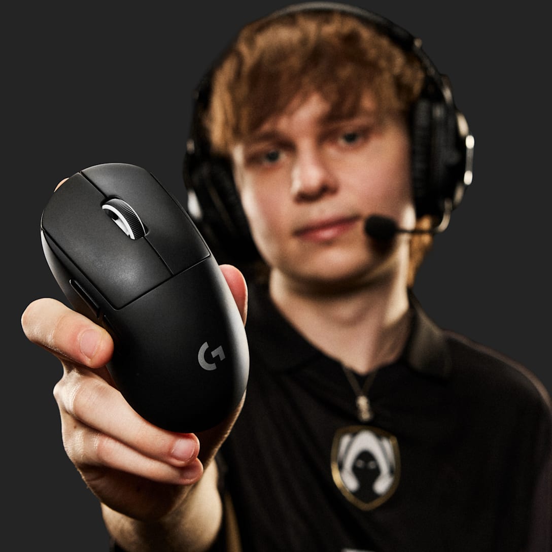 Chuột Gaming không dây Logitech Pro X Superlight 2c