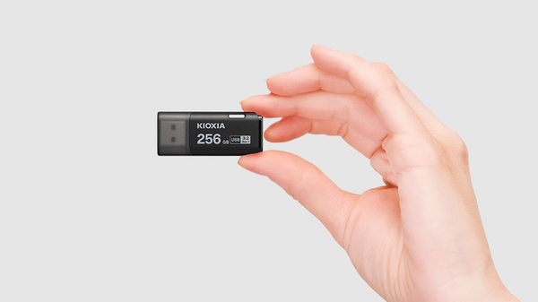 USB KIOXIA 32/64/128GB U301 USB 3.2 Gen 1