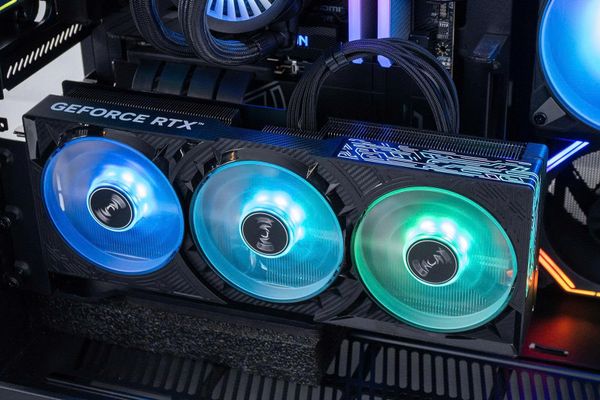 VGA GALAX GeForce RTX 5080 1-Click OC 16GB GDDR7