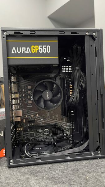 PC TH-OFFICE AMD Ryzen 5 3400G / 8GB / SSD 250GB