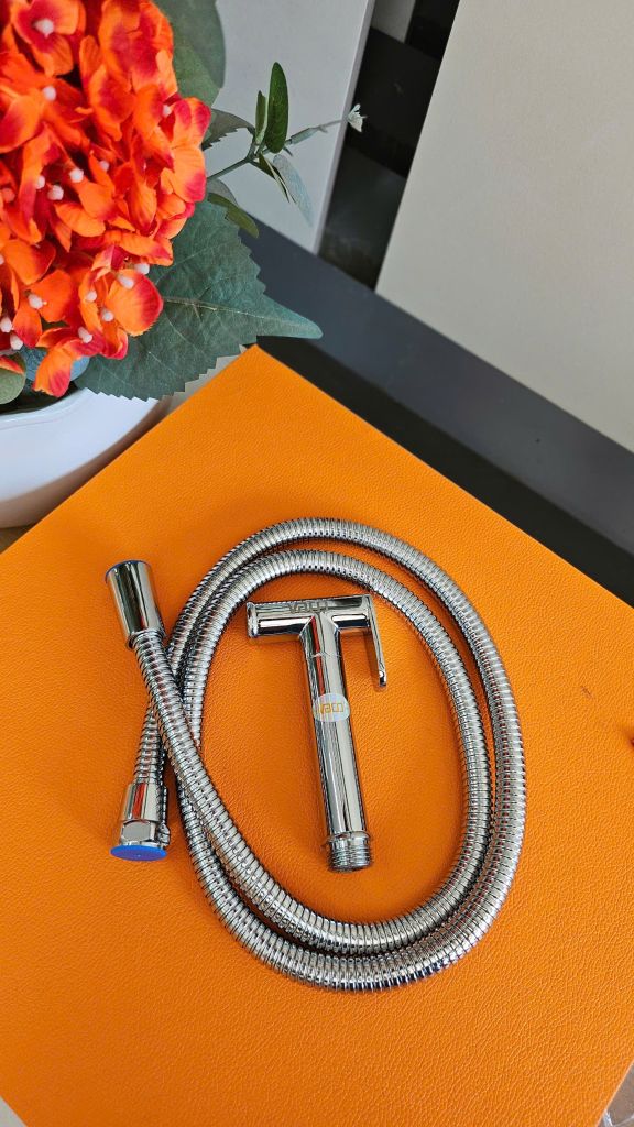 Vòi Xịt Vệ Sinh Cao Cấp XT-010