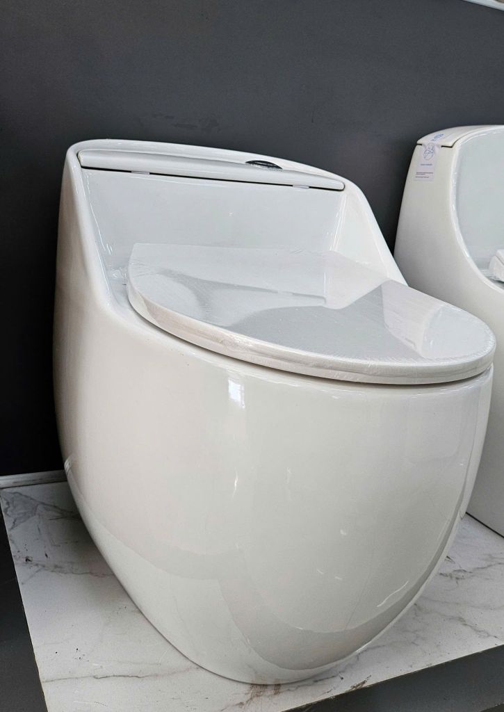 Bồn Cầu Trứng - GH-016