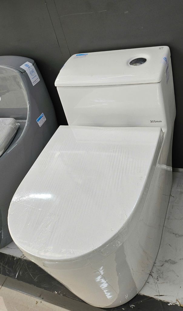 Bồn Cầu Liền Khối - Y124