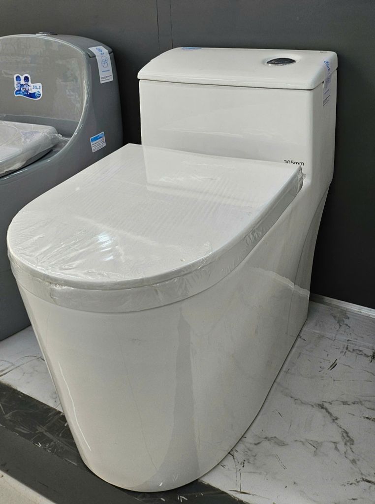 Bồn Cầu Liền Khối - Y124