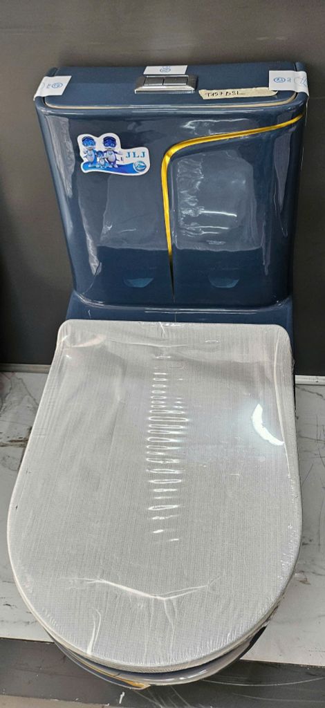 Bồn Cầu Liền Khối - T157BSL