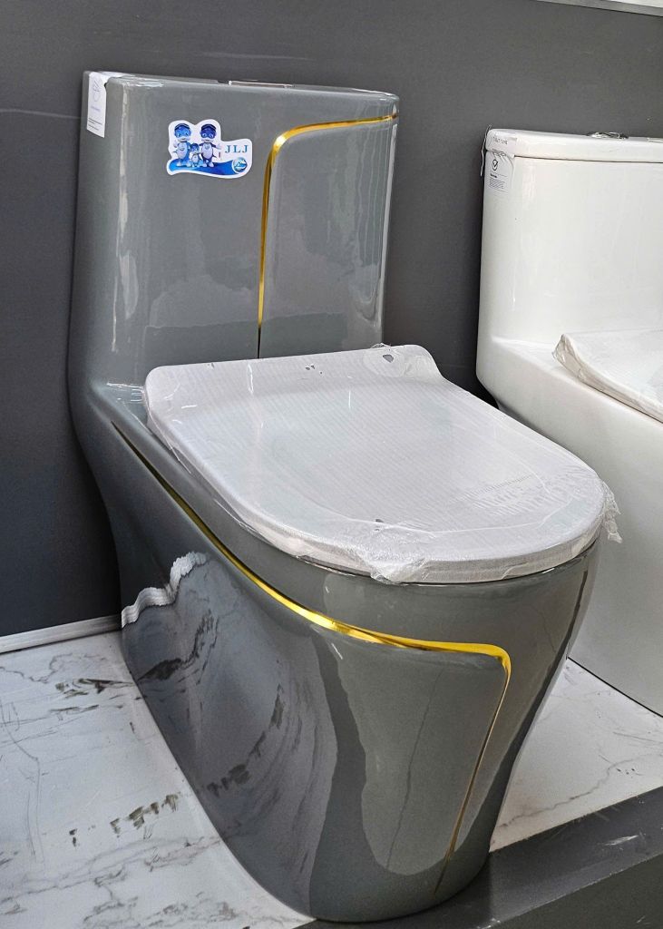 Bồn Cầu Liền Khối - T157QH