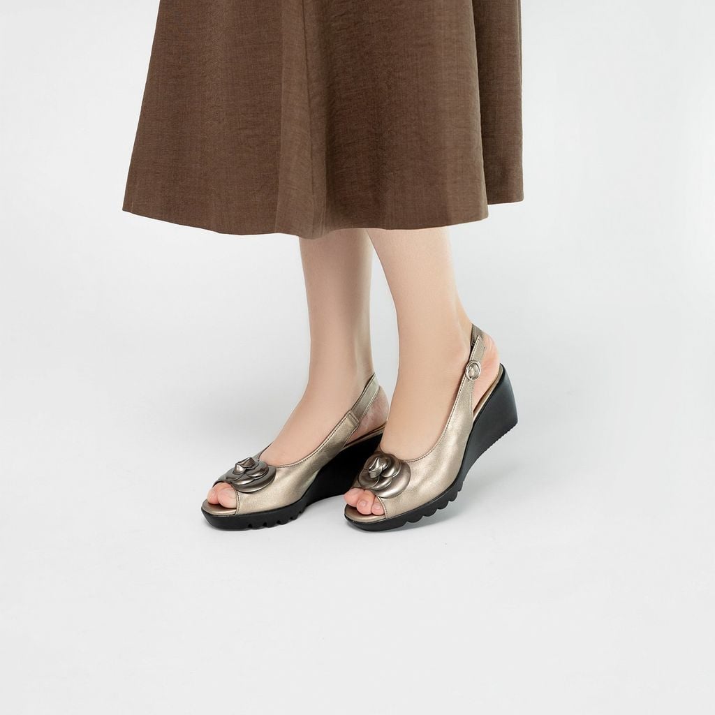 Sandal đế xuồng 7,5cm hoa trà Kosu K-24313