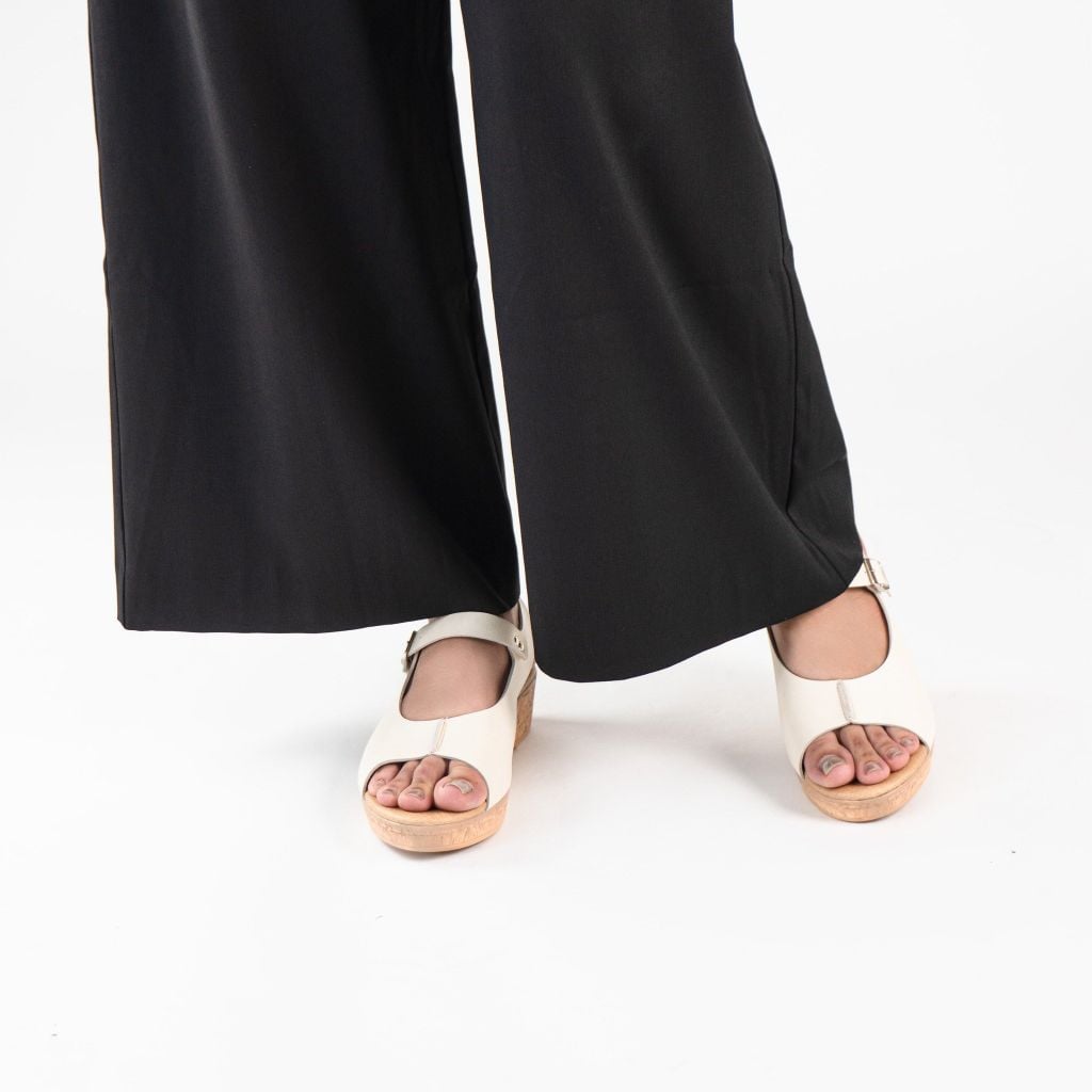 Sandal nữ đế xuồng 4cm Kosu K-23460