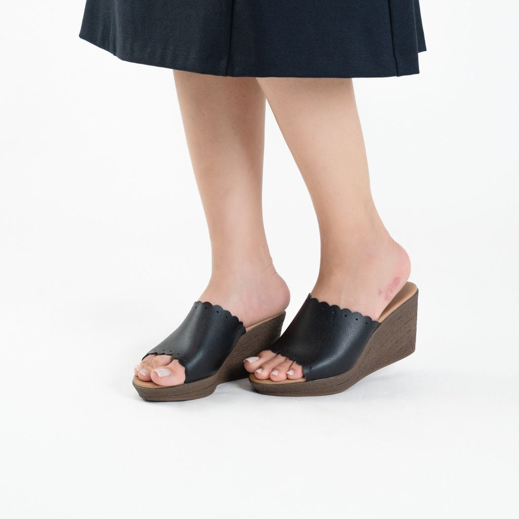 Dép đế xuồng viền hoa 8cm Kosu K-25M19