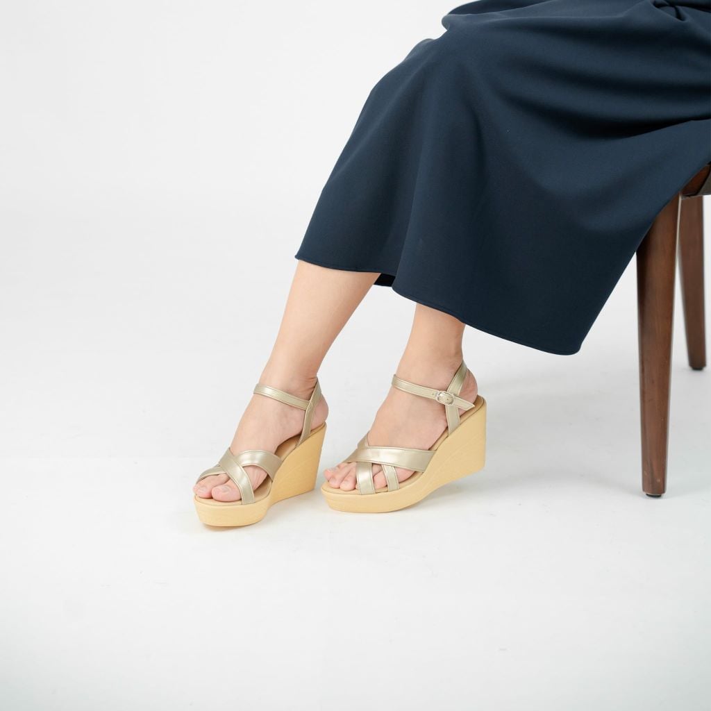 Sandal đế xuồng Saya 9cm Kosu K-26513
