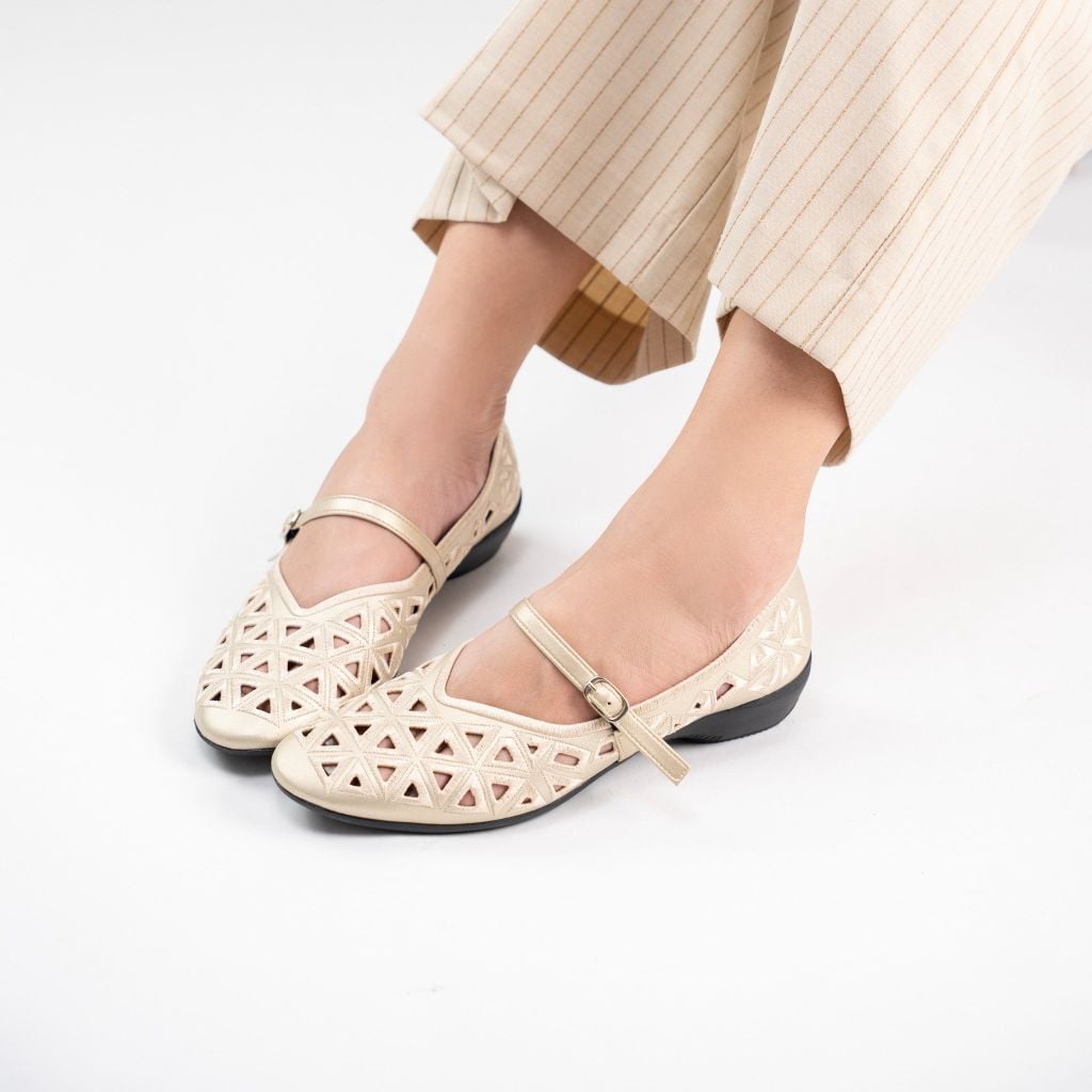 Giày bệt phối lưới thêu tay Kosu K-25171