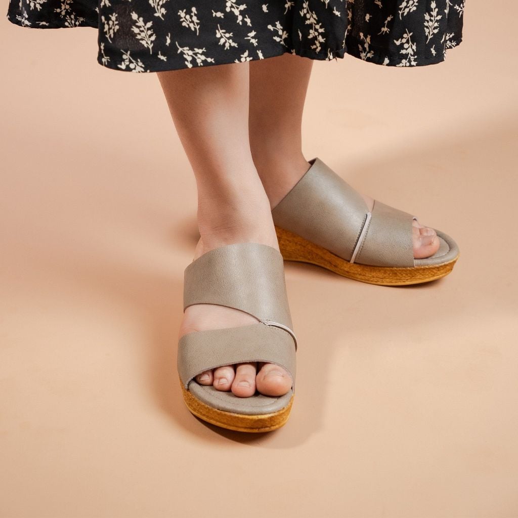 Dép nữ đế xuồng 5cm Milky Milky 5393