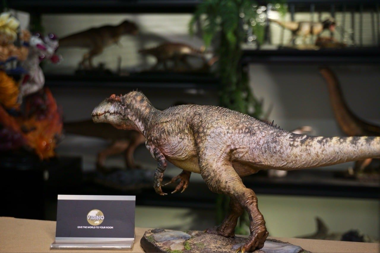 Mô hình Allosaurus sing Studio tỷ lệ 1/18. 