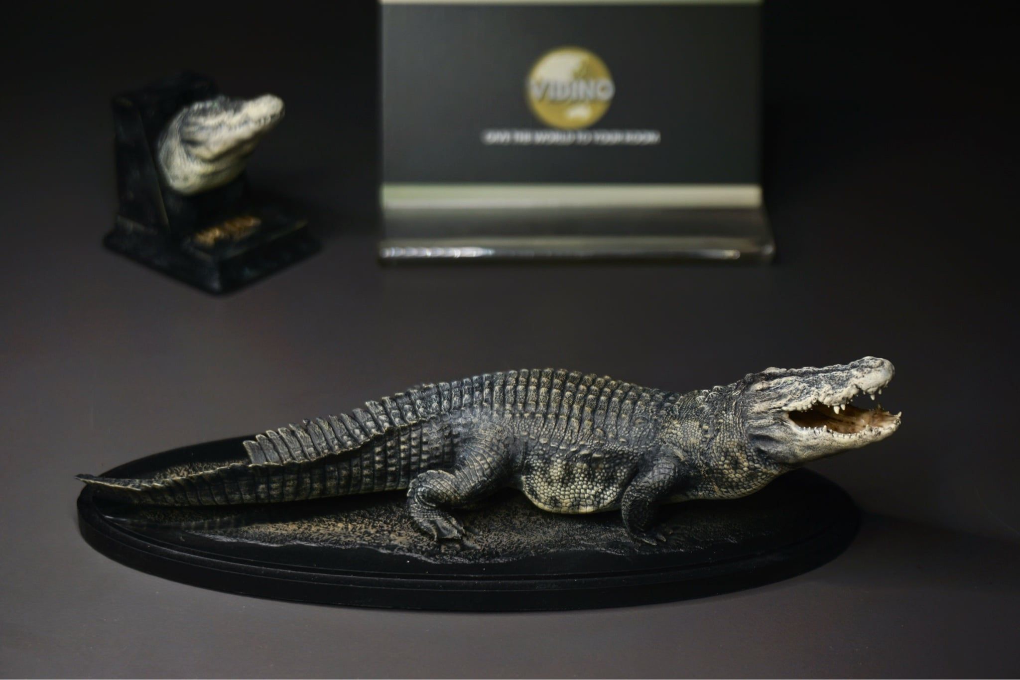 Mô hình cá sấu Utan 1964 the Crocs Man studio | .. 