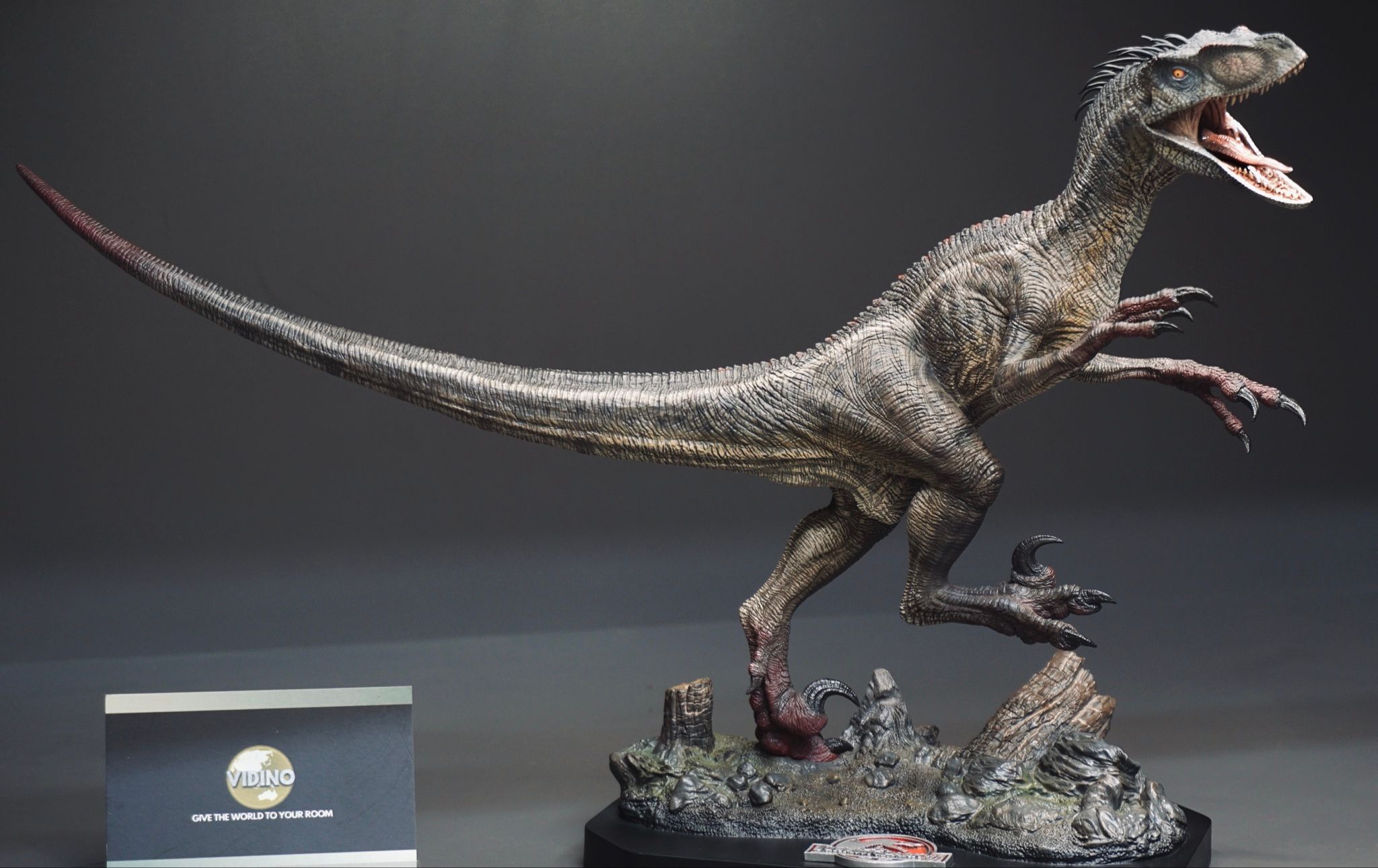  Mô hình Velociraptor wdragon studio bản quyền phim jurassic park 3. 