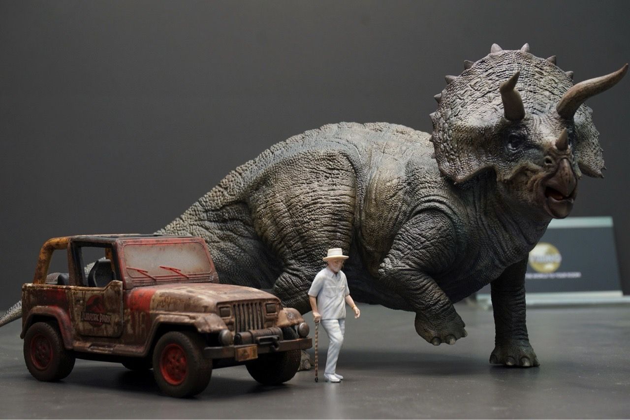  Mô hình khủng long ba sừng Triceratops Dino dream Jurassic world tỷ lệ 1/35. 