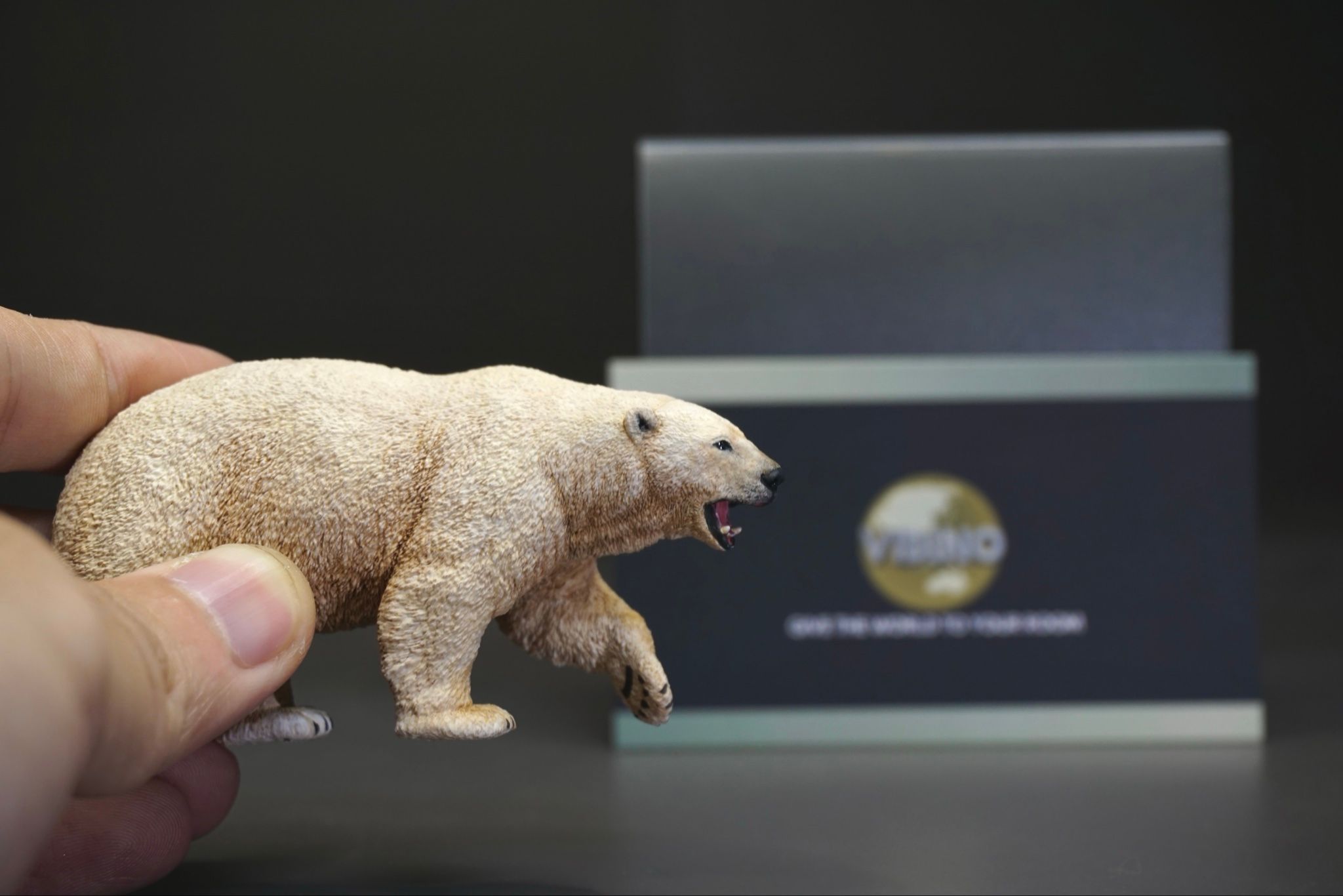  Mô hình gấu bắc cực exploration 1/35. 