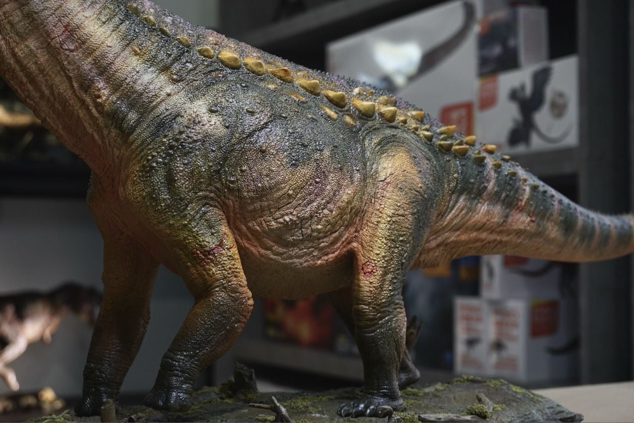  Mô hình Patagotitan resin Gk 1/35. 